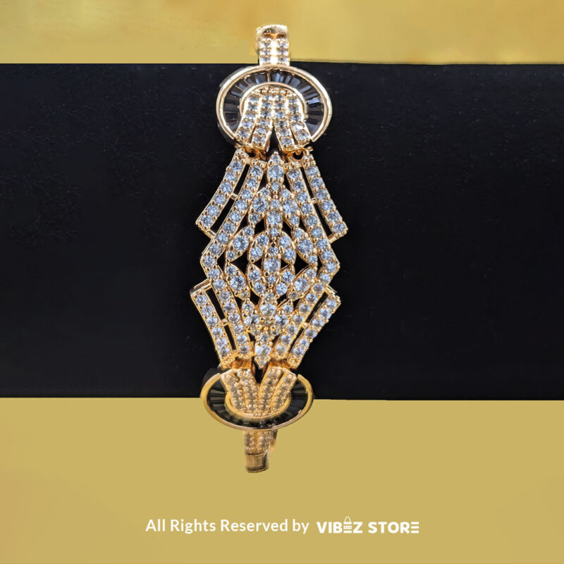 Luxurious Crystal Wings Jewelry Set 4 Crystal wings jewelry set featuring a necklace, earrings, bracelet, and ring, elegantly displayed by Vibez Store.