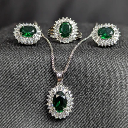 Emerald green silver jewellery set with matching earrings pendant necklace and ring